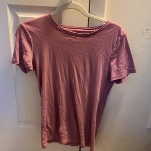 Purply pinkish fitted tshirt <3